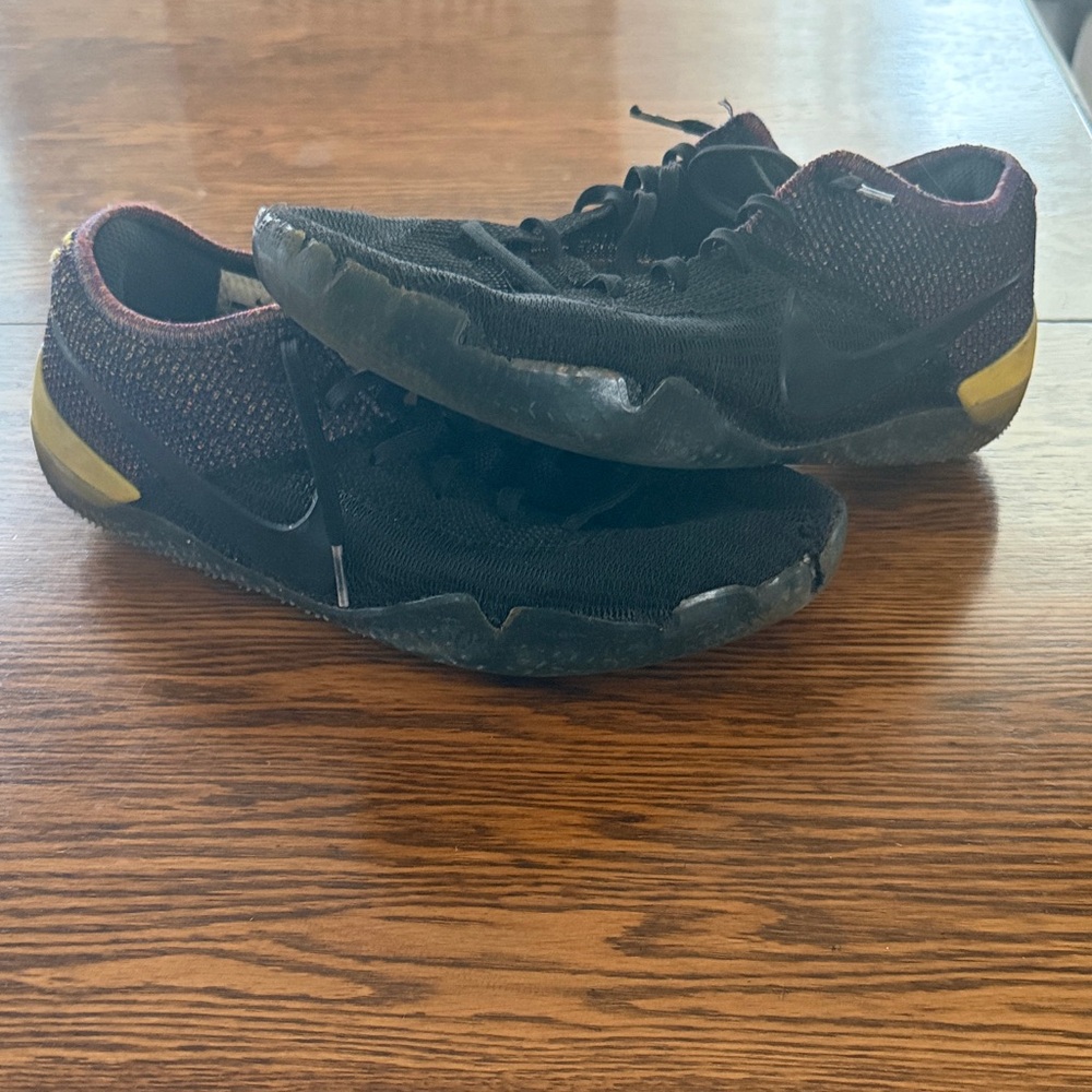 Nike Kobe Black and Yellow Athletic Shoes